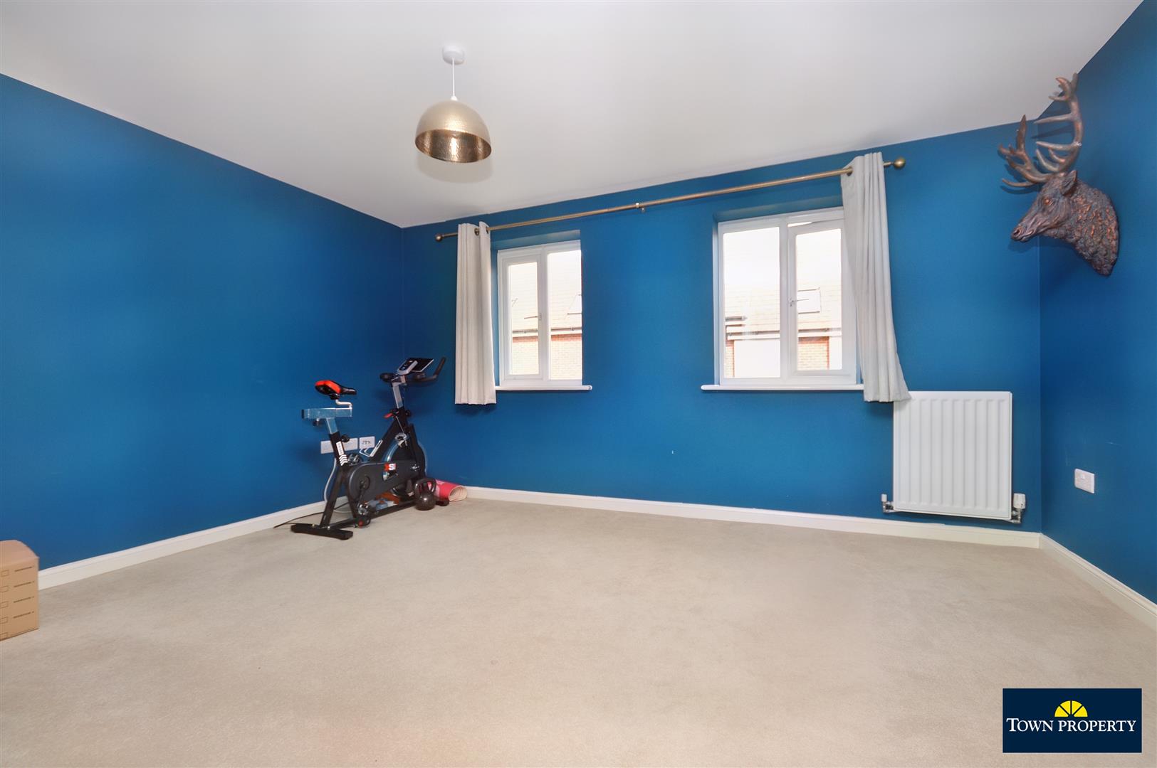 Property Details for Weavers Close Eastbourne East Sussex BN21 2BH